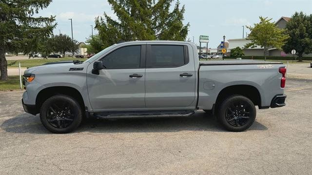 Used 2024 Chevrolet Silverado 1500 Custom Trail Boss w/ Turbomax Blackout Package AWD/4WD image 5