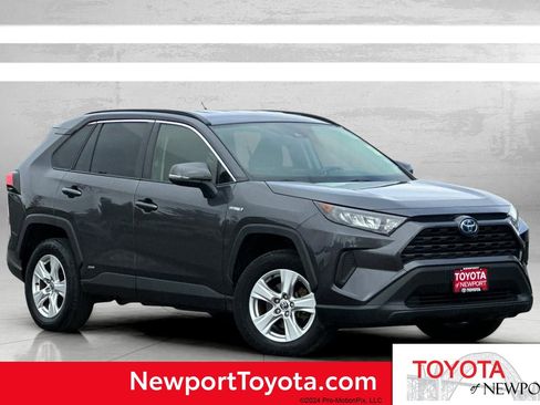 Used 2021 Toyota RAV4 LE w/ Carpet Mat Package (TMS) AWD/4WD image 1