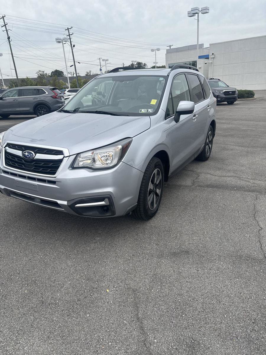 Used 2018 Subaru Forester 2.5i Premium AWD/4WD image 1