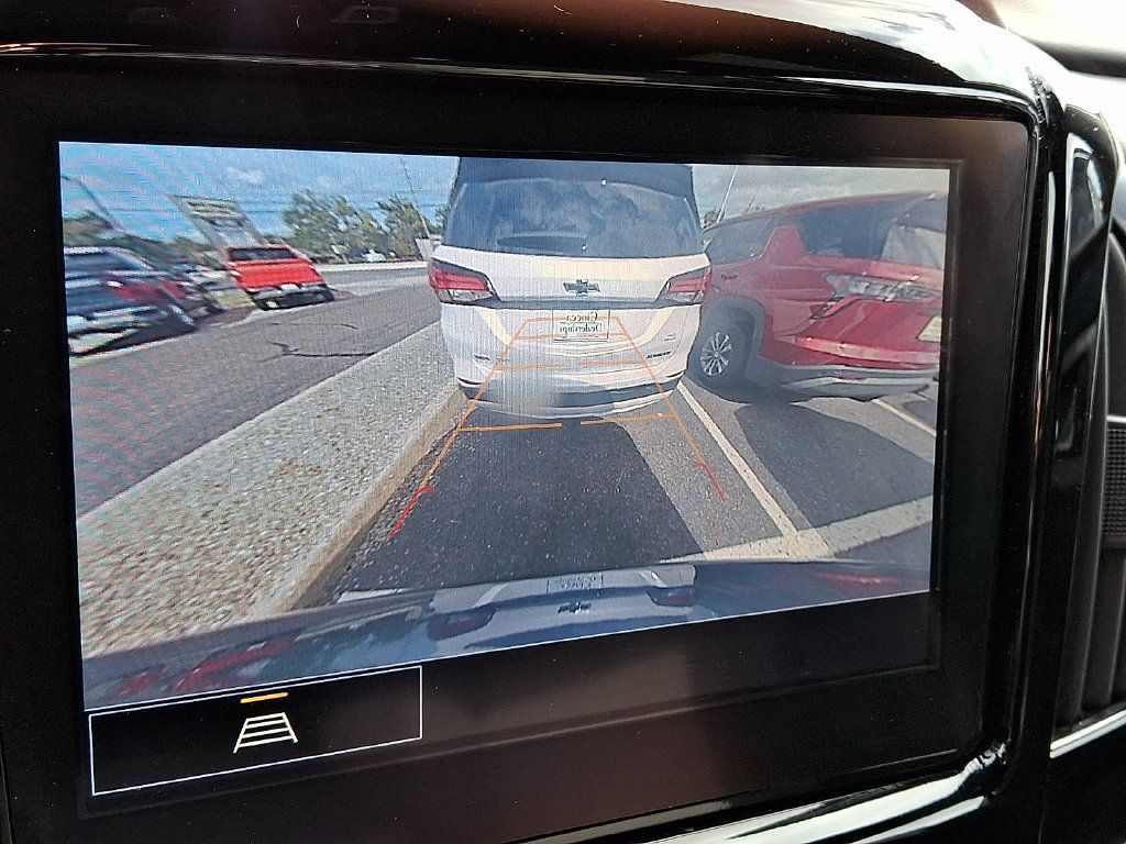 Certified 2023 Chevrolet Traverse LT FWD image 4