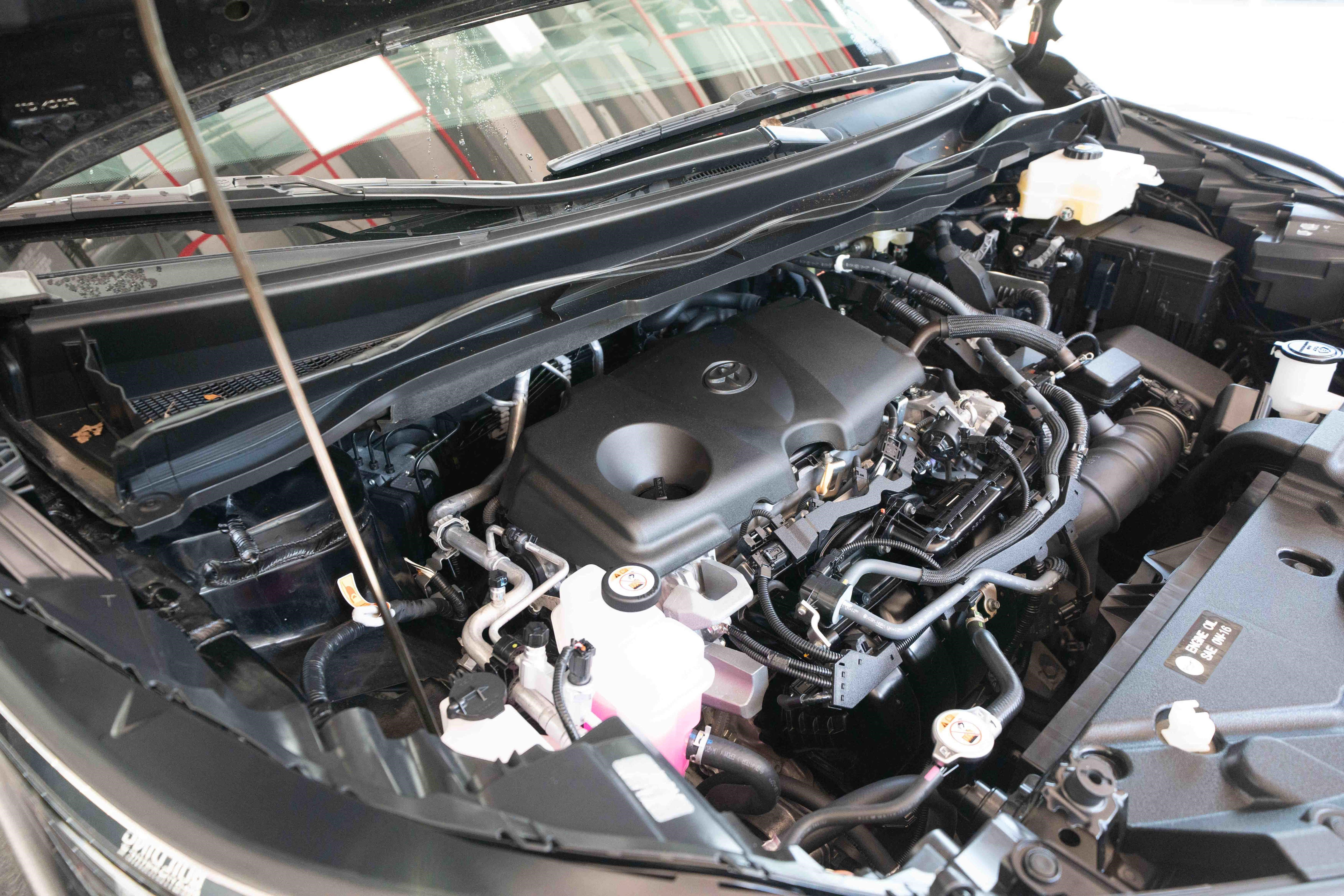 Used 2025 Toyota Sienna XLE FWD image 33