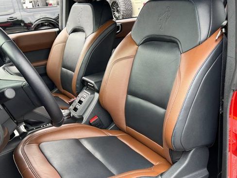 Certified 2023 Ford Bronco Outer Banks AWD/4WD image 5