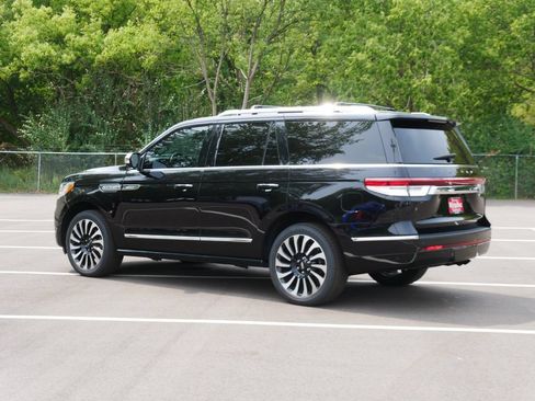 Used 2024 Lincoln Navigator Black Label AWD/4WD image 7