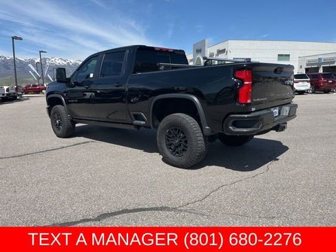 Used 2025 Chevrolet Silverado 2500 ZR2 w/ Technology Package AWD/4WD image 6