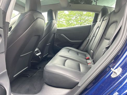 Used 2018 Tesla Model 3 Long Range AWD/4WD image 18