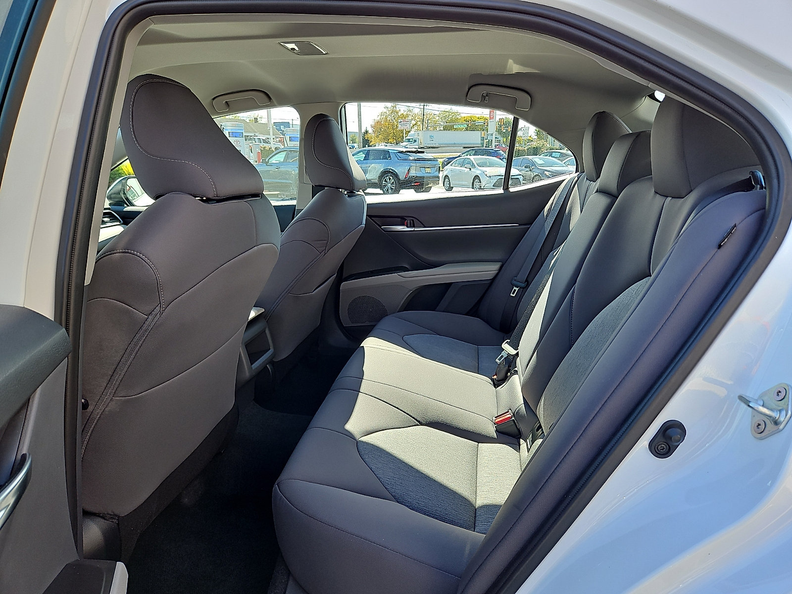 Used 2024 Toyota Camry LE w/ Convenience Package FWD image 10