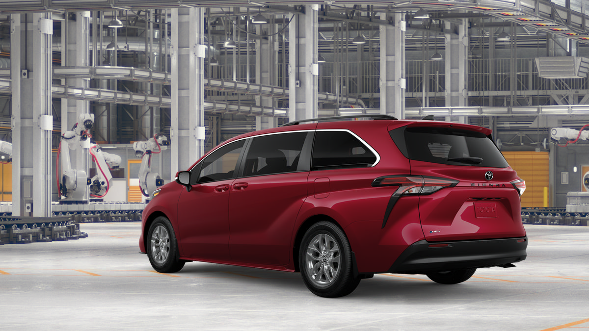 New 2026 Toyota Sienna LE FWD image 6