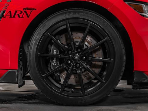 Used 2016 Ford Mustang Shelby GT350 w/ Track Package image 16