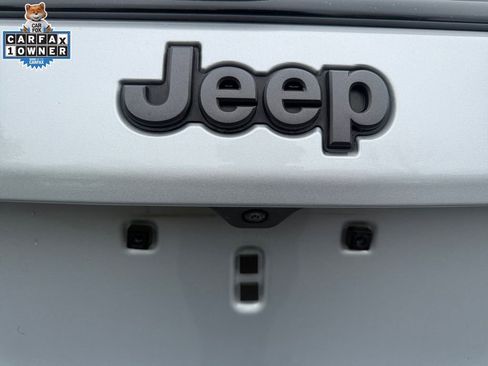 Used 2025 Jeep Compass Limited w/ High Altitude Package AWD/4WD image 17