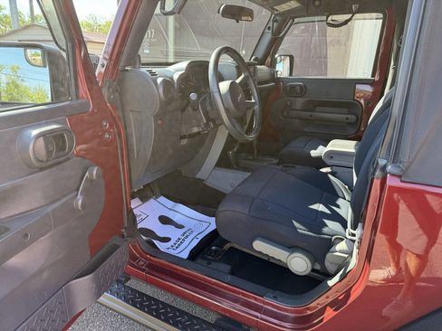 Used 2008 Jeep Wrangler X AWD/4WD image 8