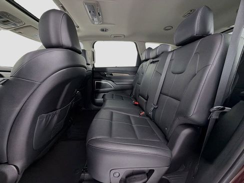 Used 2020 Kia Telluride EX image 25