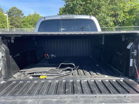 Used 2023 Toyota Tacoma SR5 RWD image 13