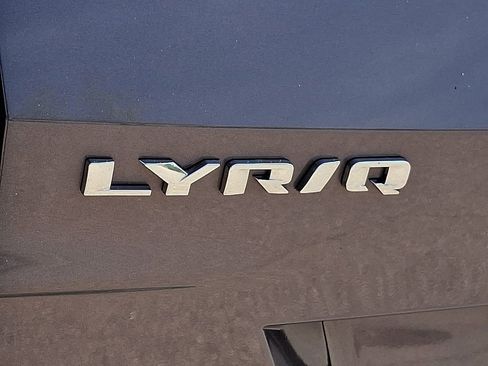 Used 2024 Cadillac Lyriq Luxury AWD/4WD image 34