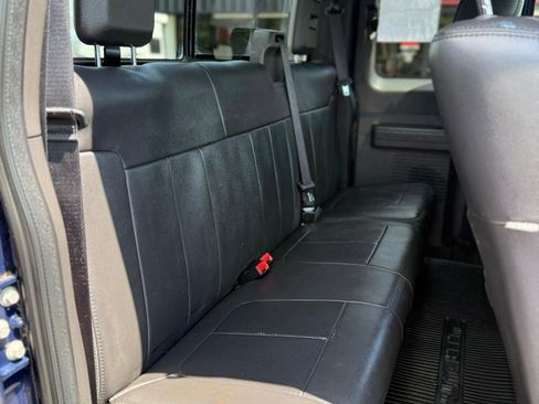 Used 2011 Ford F250 Lariat w/ FX4 Off Road Pkg AWD/4WD image 11