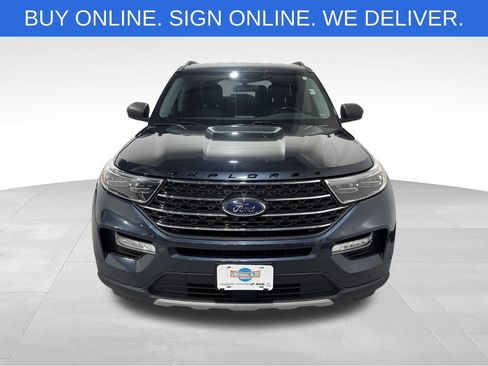 Used 2022 Ford Explorer XLT AWD/4WD image 11