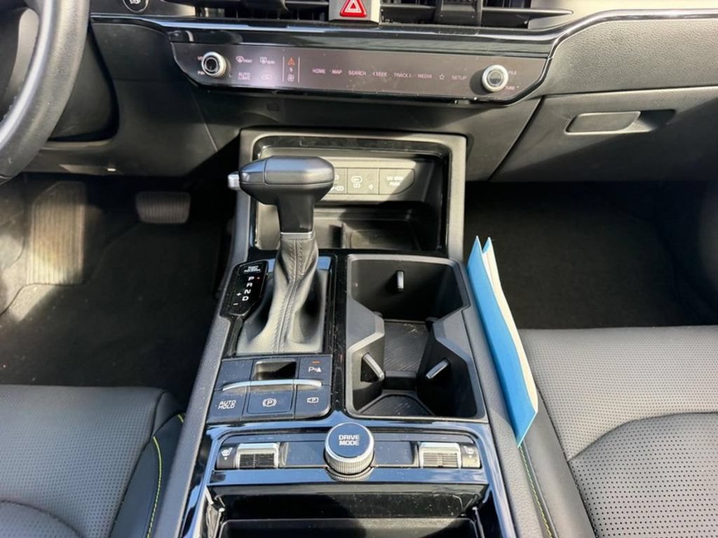 Used 2025 Kia K5 GT FWD image 16
