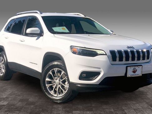 Certified 2021 Jeep Cherokee Latitude Plus AWD/4WD image 3