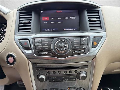 Used 2018 Nissan Pathfinder SL w/ SL Premium Package image 18