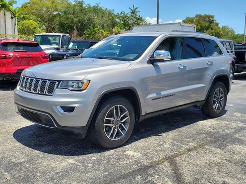 Used 2020 Jeep Grand Cherokee Limited RWD image 31