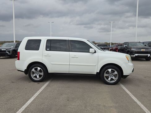 Used 2015 Honda Pilot EX-L image 2