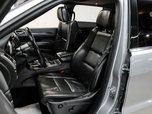 Used 2021 Jeep Grand Cherokee Limited AWD/4WD image 36