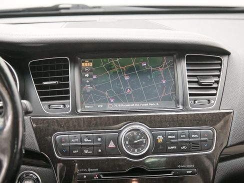 Used 2015 Kia Cadenza Premium w/ Technology Package image 35