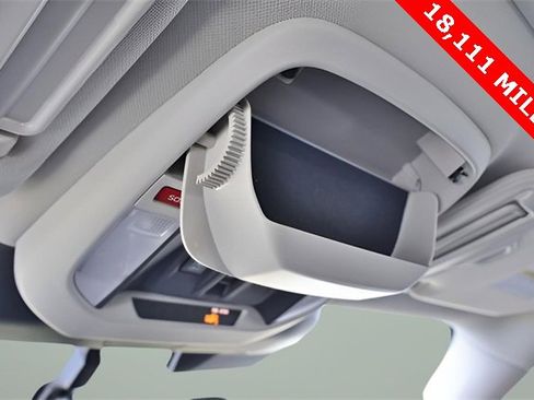 Used 2023 Subaru Forester Limited image 30