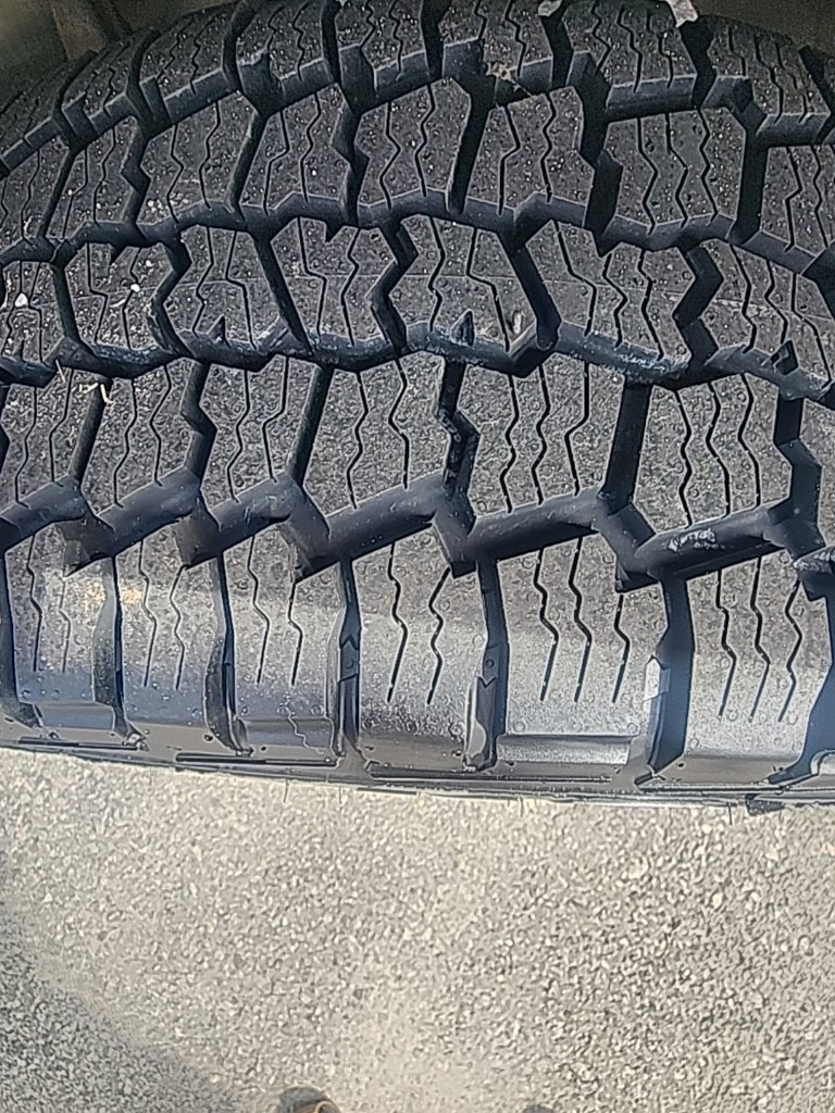 Used 2018 Ford F150 XL w/ Equipment Group 101A Mid AWD/4WD image 12