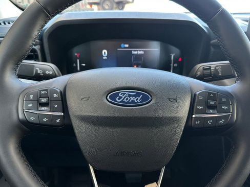 Certified 2025 Ford Maverick Lariat w/ Black Appearance Package image 22