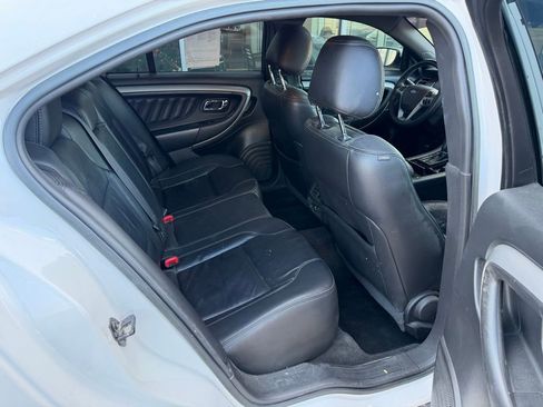 Used 2017 Ford Taurus SEL w/ Equipment Group 201A image 6