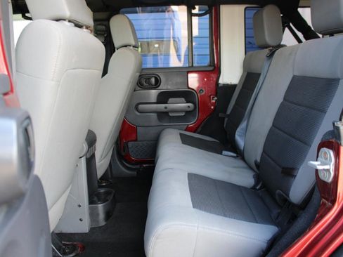 Used 2008 Jeep Wrangler Unlimited image 36
