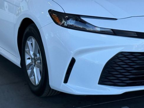 Certified 2025 Toyota Camry LE image 9