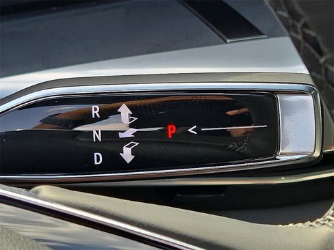 New 2026 Cadillac Escalade IQ Luxury 1 w/ LPO, Floor Liner Package image 28