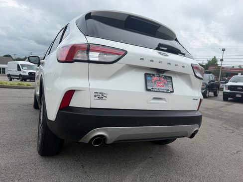 Used 2022 Ford Escape SEL w/ Technology Package AWD/4WD image 8