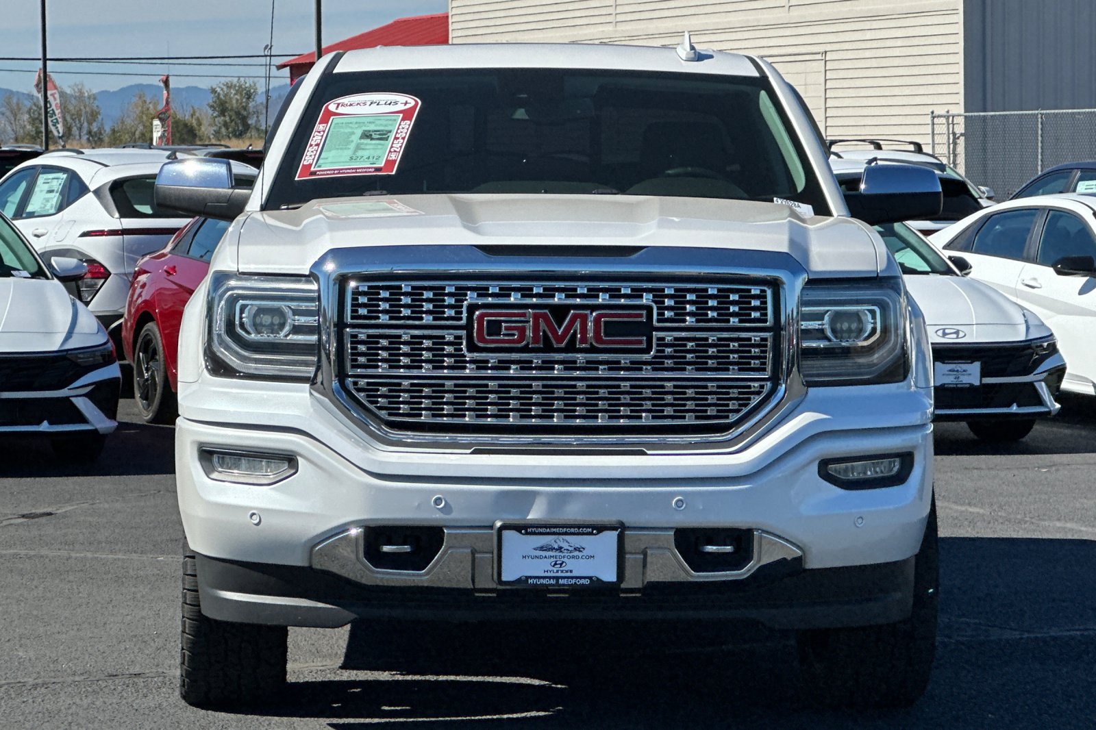 Used 2018 GMC Sierra 1500 Denali w/ Denali Ultimate Package AWD/4WD image 9