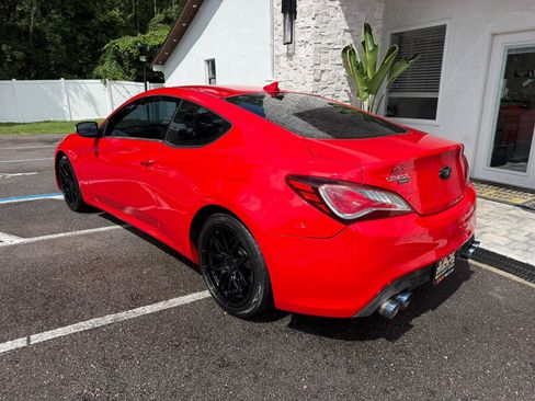 Used 2016 Hyundai Genesis 3.8 RWD image 11