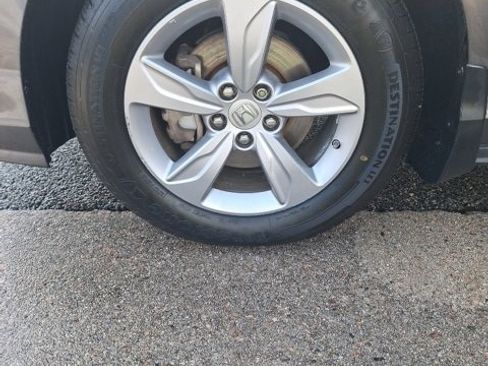 Used 2018 Honda Odyssey EX-L image 26