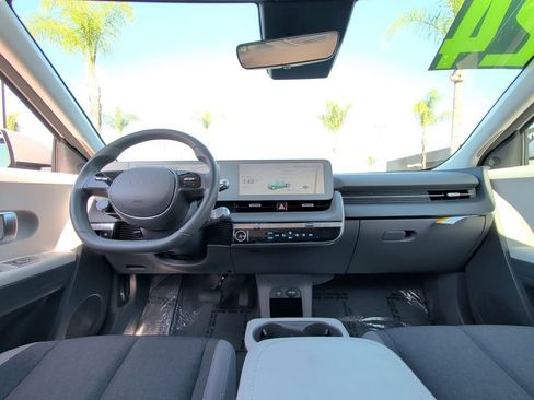Certified 2024 Hyundai Ioniq 5 SE RWD image 27