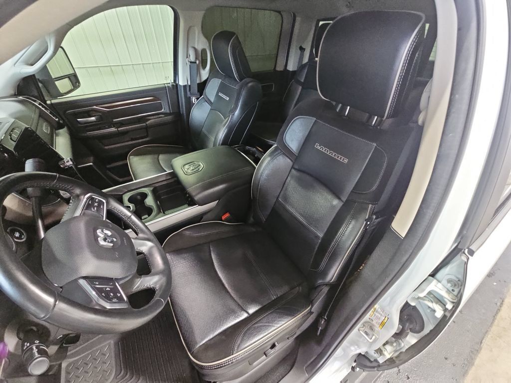 Used 2023 RAM 2500 Laramie AWD/4WD image 14