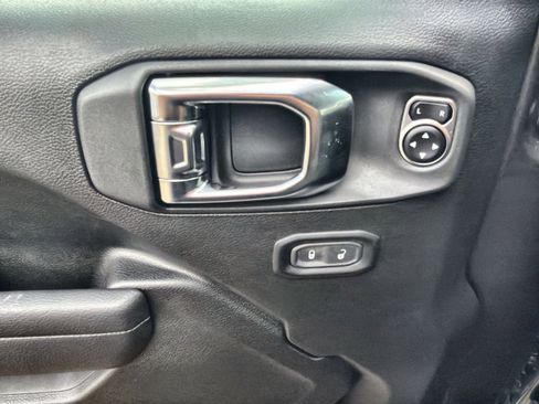 New 2025 Jeep Wrangler Willys image 15