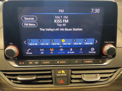 Used 2023 Nissan Altima 2.5 SV FWD image 25