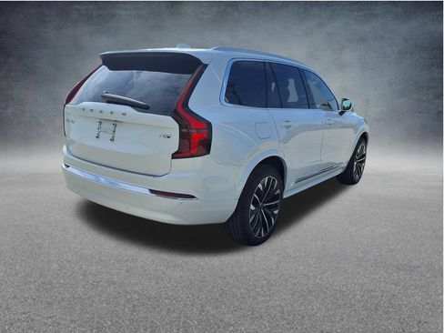 New 2026 Volvo XC90 T8 Ultra w/ Protection Package Premier AWD/4WD image 7