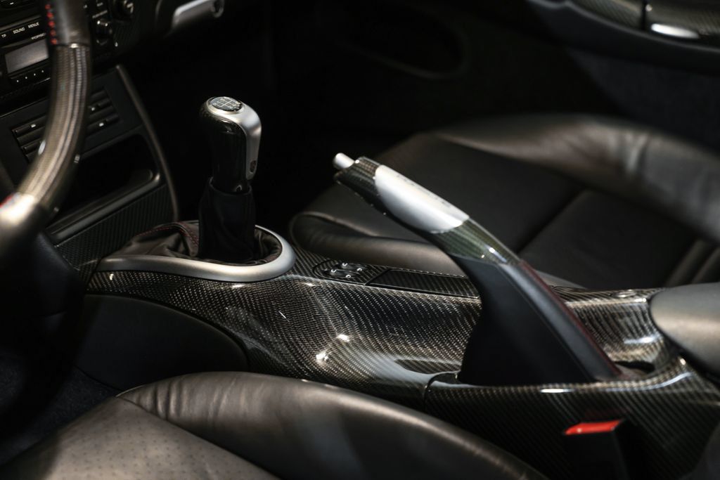 Used 2003 Porsche 911 GT2 RWD image 31