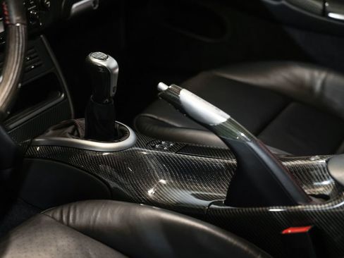 Used 2003 Porsche 911 GT2 RWD image 31