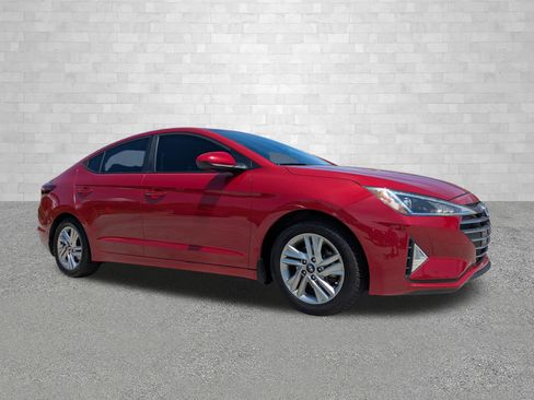 Used 2020 Hyundai Elantra SEL FWD image 1