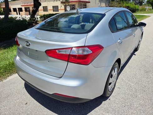 Used 2014 Kia Forte LX FWD image 12