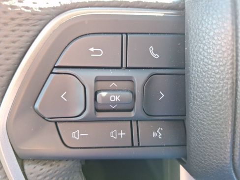 Used 2026 Toyota Tundra Platinum w/ TRD Off-Road Package AWD/4WD image 24
