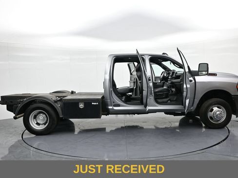 Used 2024 RAM 3500 Tradesman w/ Cold Weather Group RWD image 24