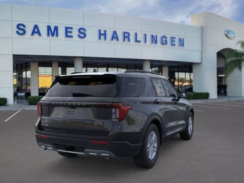 New 2025 Ford Explorer Active w/ Active Comfort Package image 8