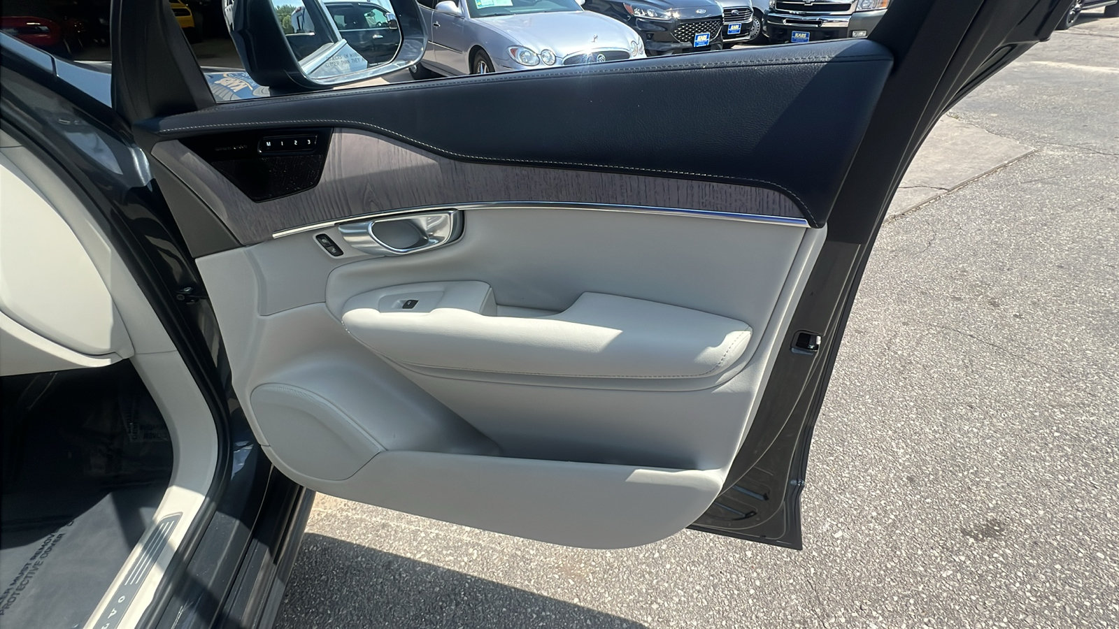 Used 2021 Volvo XC90 T6 Inscription w/ Advanced Package AWD/4WD image 20